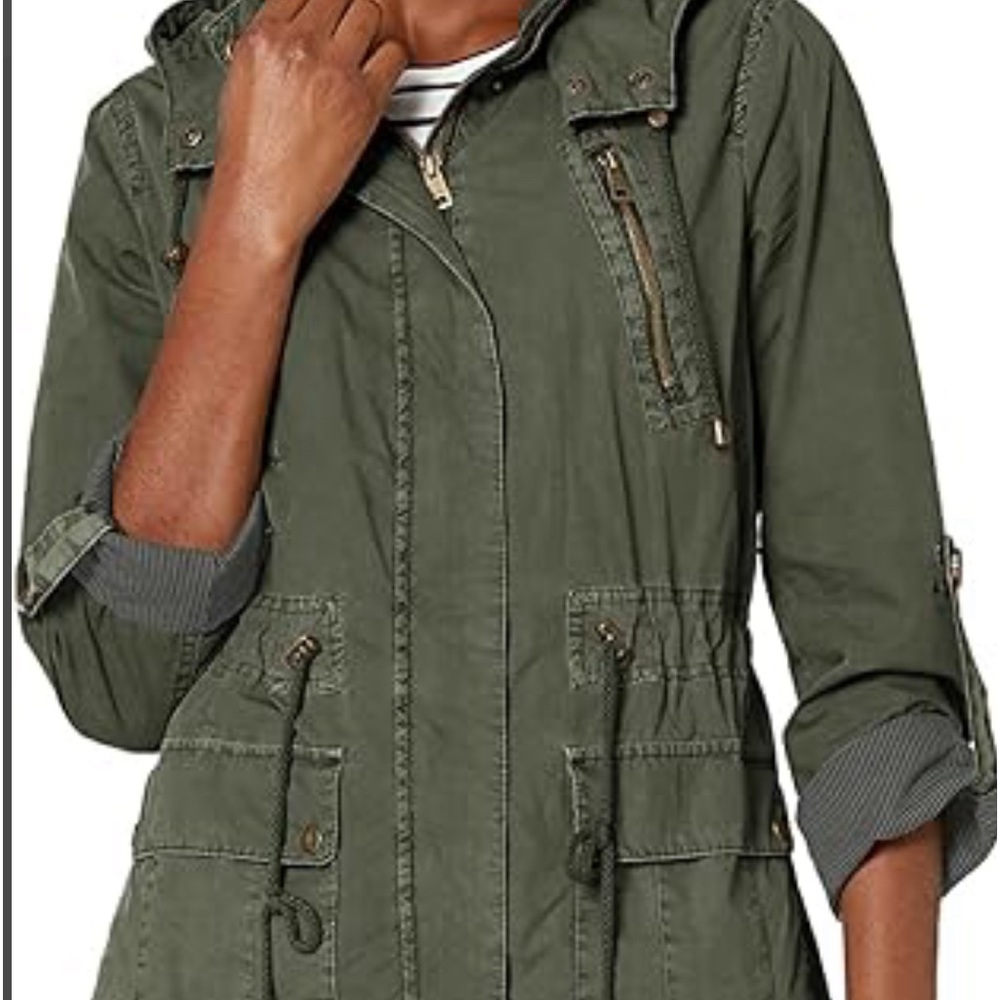 Levi’s women’s Anorka jacket offered in multiple sizes and colors new with tags